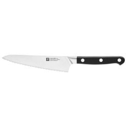 1002858 5.5" Serrated Pro Prep Knif