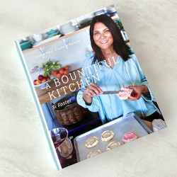 BOOK A Bountiful Kitchen Cookbook B