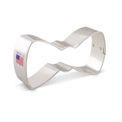 7810A Bow Tie Cookie Cutter 4"