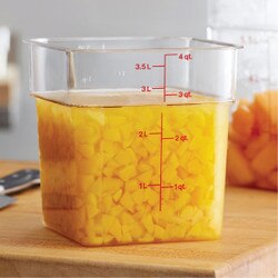 4SFSCW135 Cambro 4 qt Food Containe