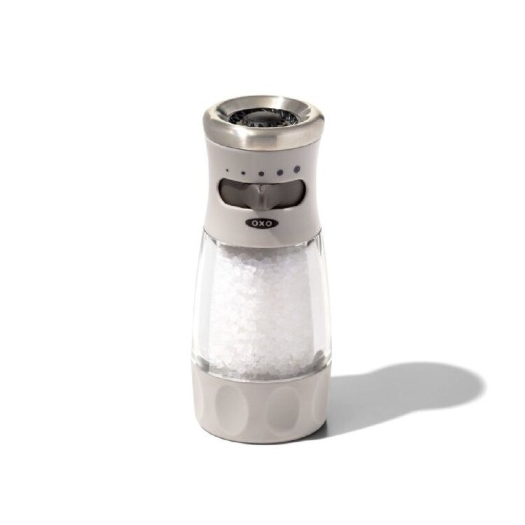 11312400 Contoured Mess-Free Salt G