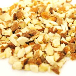 61114 Diced Almonds - 32 Oz. Contai