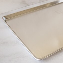 Orson Gygi - RECAP! Rimmed baking sheets vs rimless, test