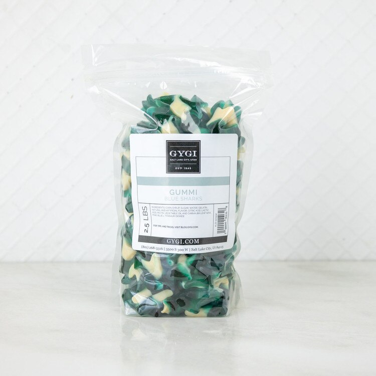 501932 Gummi Blue Sharks- 2.5 lb ba