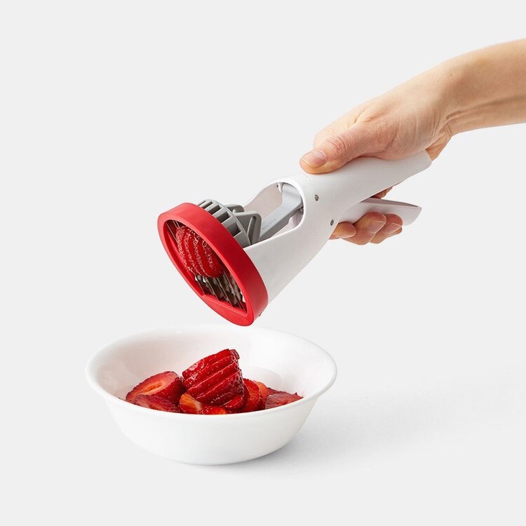 102-712-400 Hand-Held Strawberry Sl