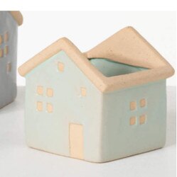 N2763-M House Planter Medium