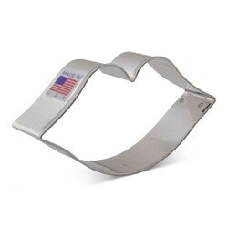 7971A Lips Cookie Cutter 4"