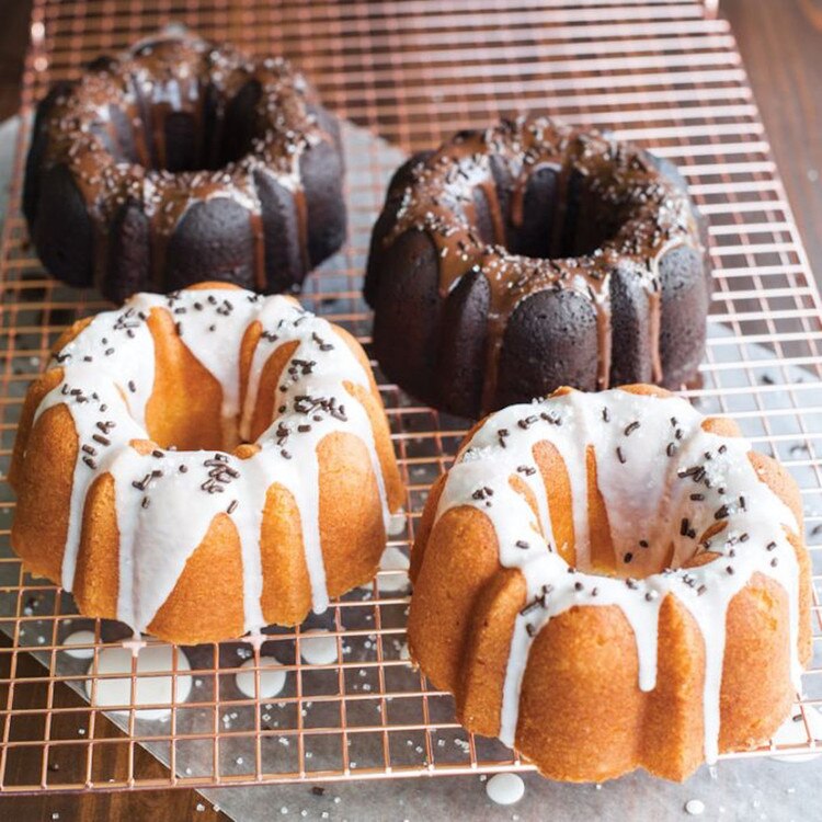 50013 3 Cup Bundt Pan - Asst Colors