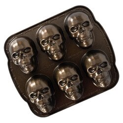 89448 Haunted Skull Cakelet Pan