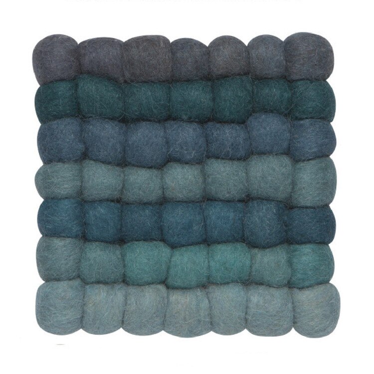 2063001 Scattered Dot Felt Trivet -