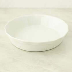 900135 White Ceramic Pie Dish