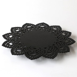 5007005 Black Metal Doily Trivet