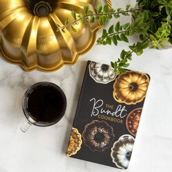 Bundt Pan with Cookbook