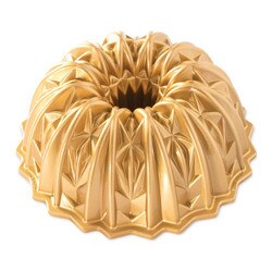 92877 Bundt Pan Cut Crystal Bundt P